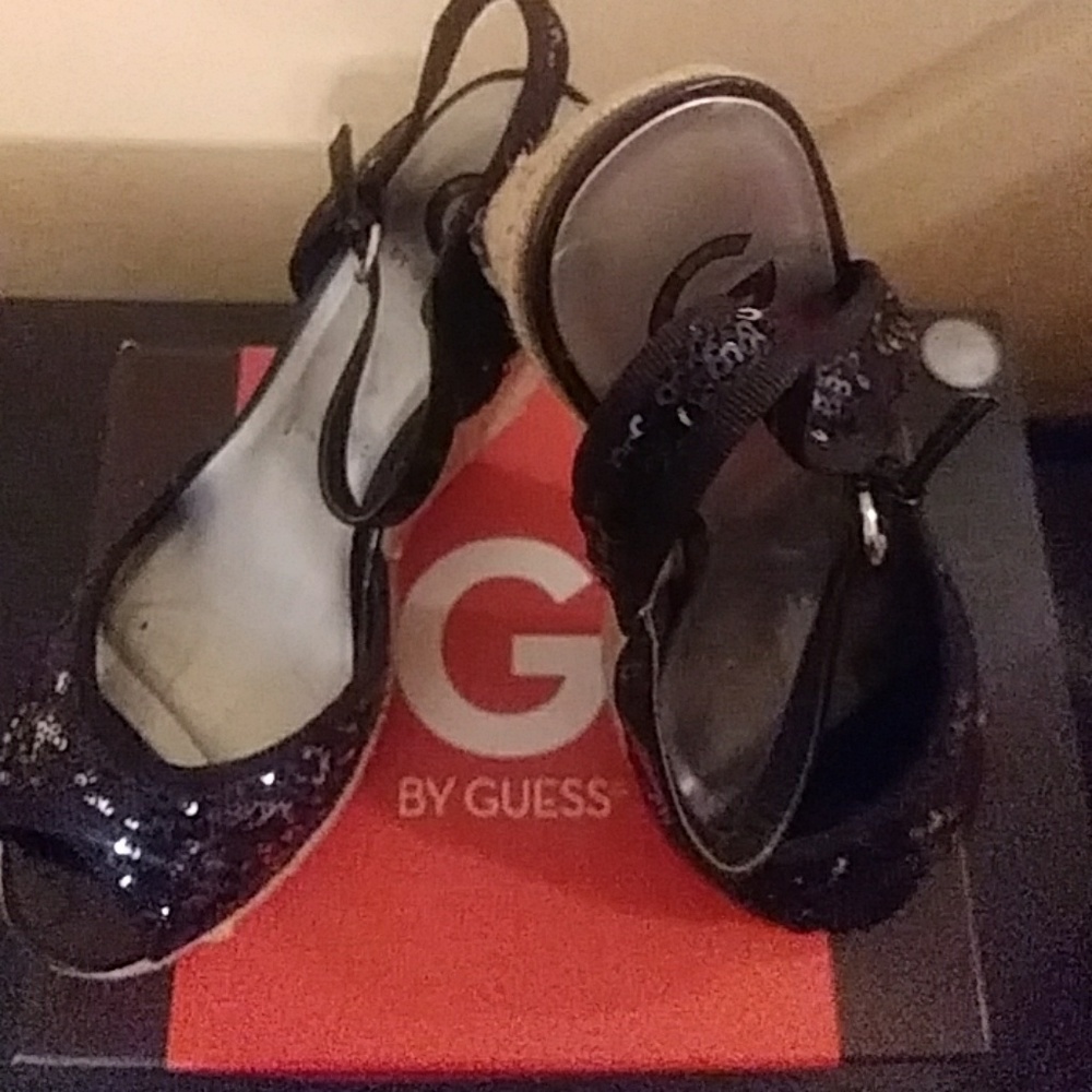 Guess Black Sequence wedges